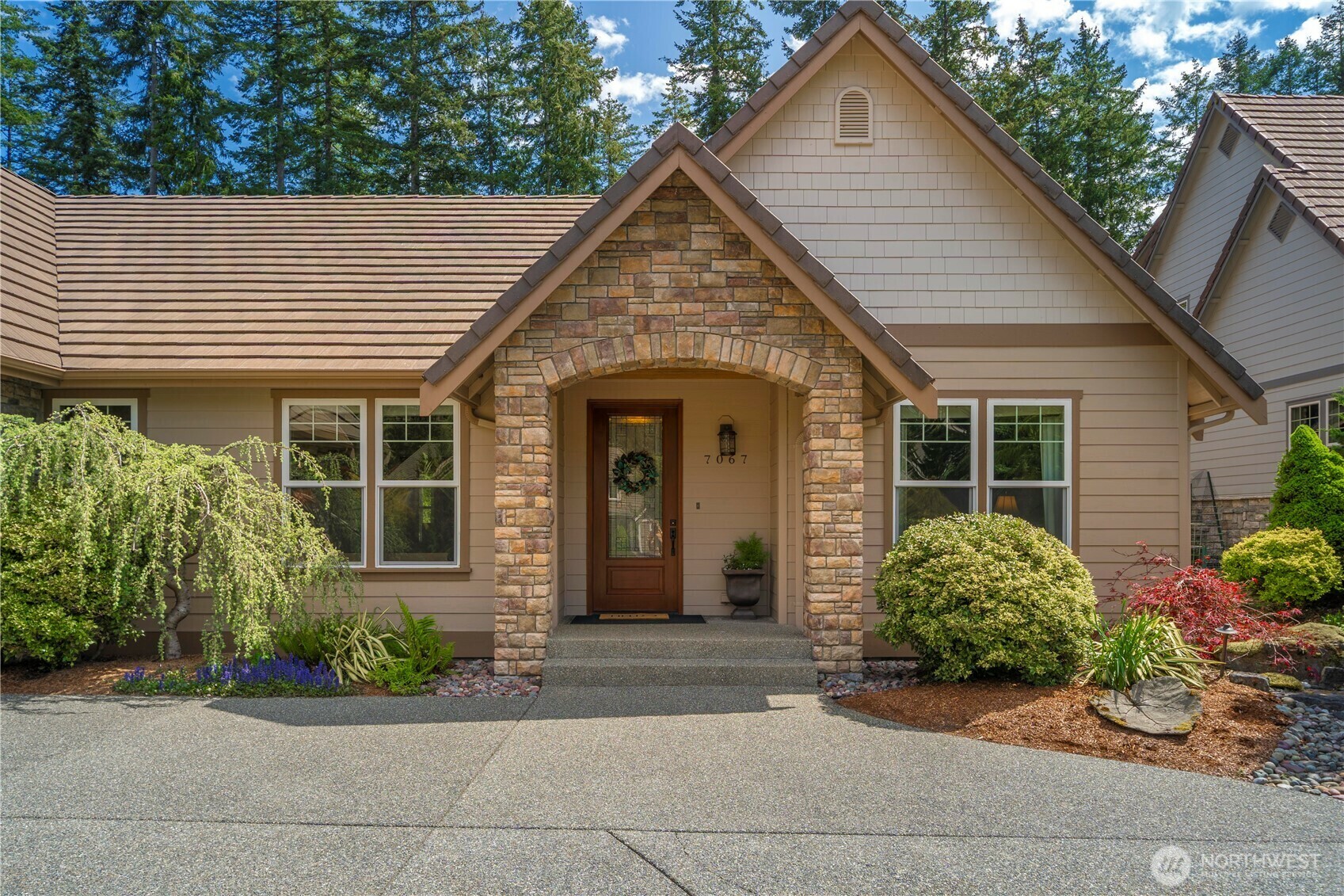 Property Photo: 7067 Muirkirk Lane SW WA 98367