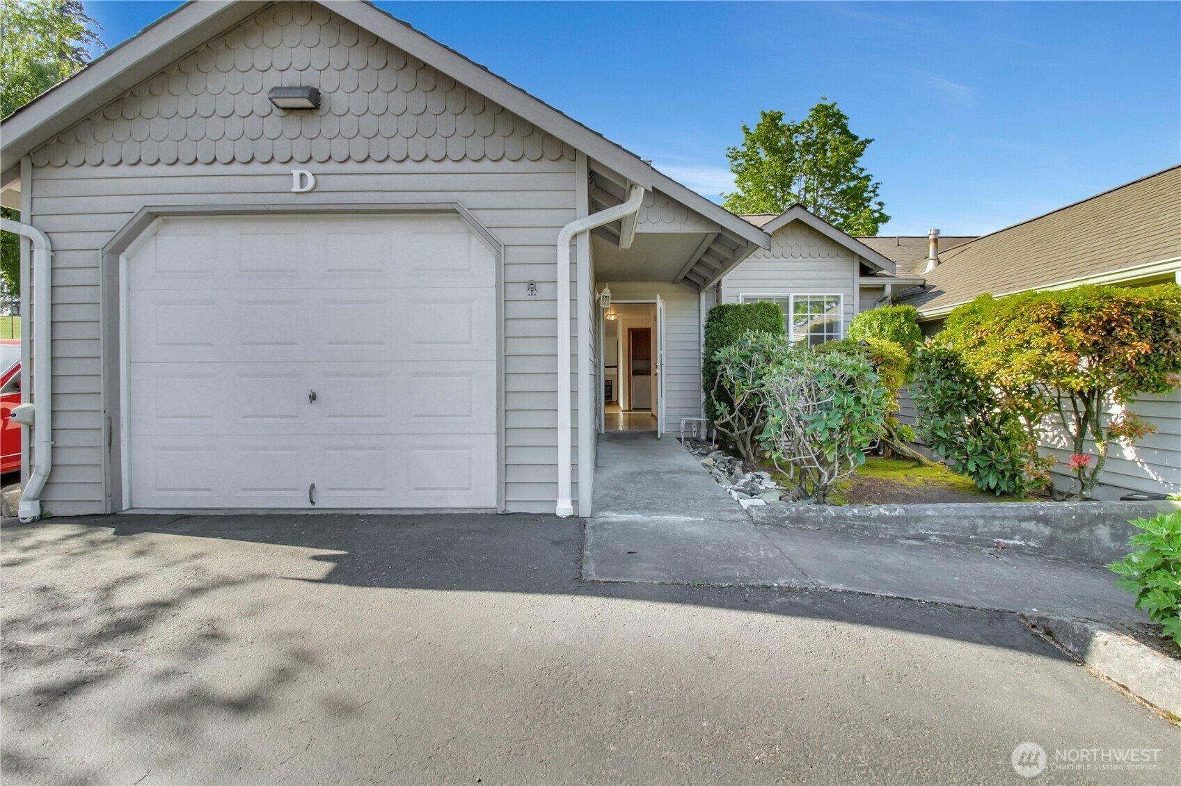 Property Photo: 820 N 8th Street D WA 98273