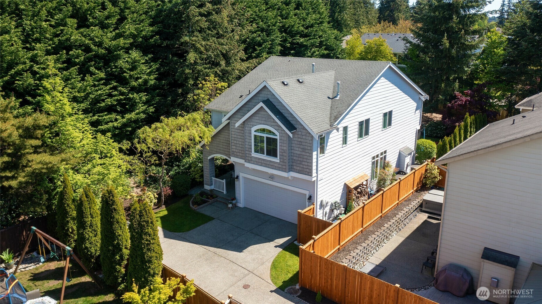 Property Photo: 13523 41st Avenue SE WA 98012