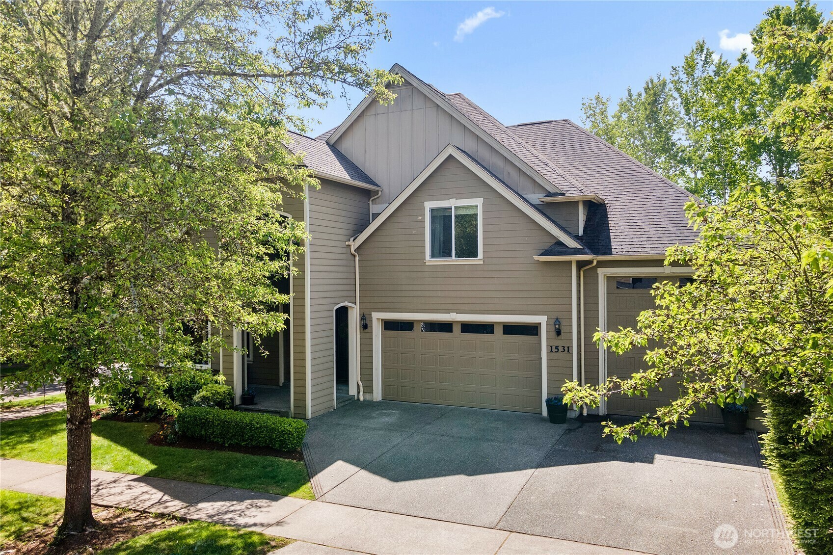 Property Photo: 1531 Brighton Way SE WA 98501