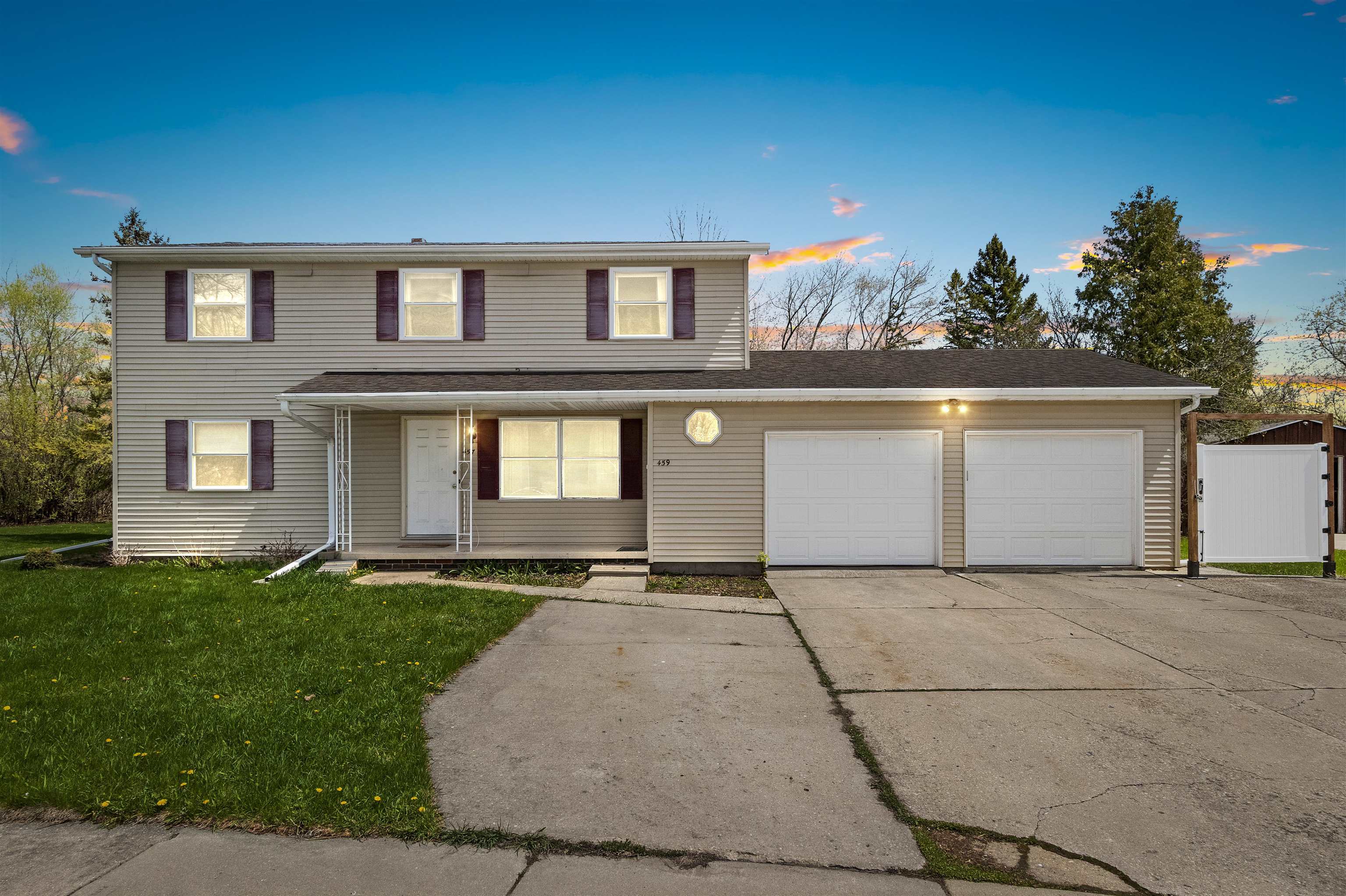 457 St Bernard Drive  De Pere WI 54115-2406 photo