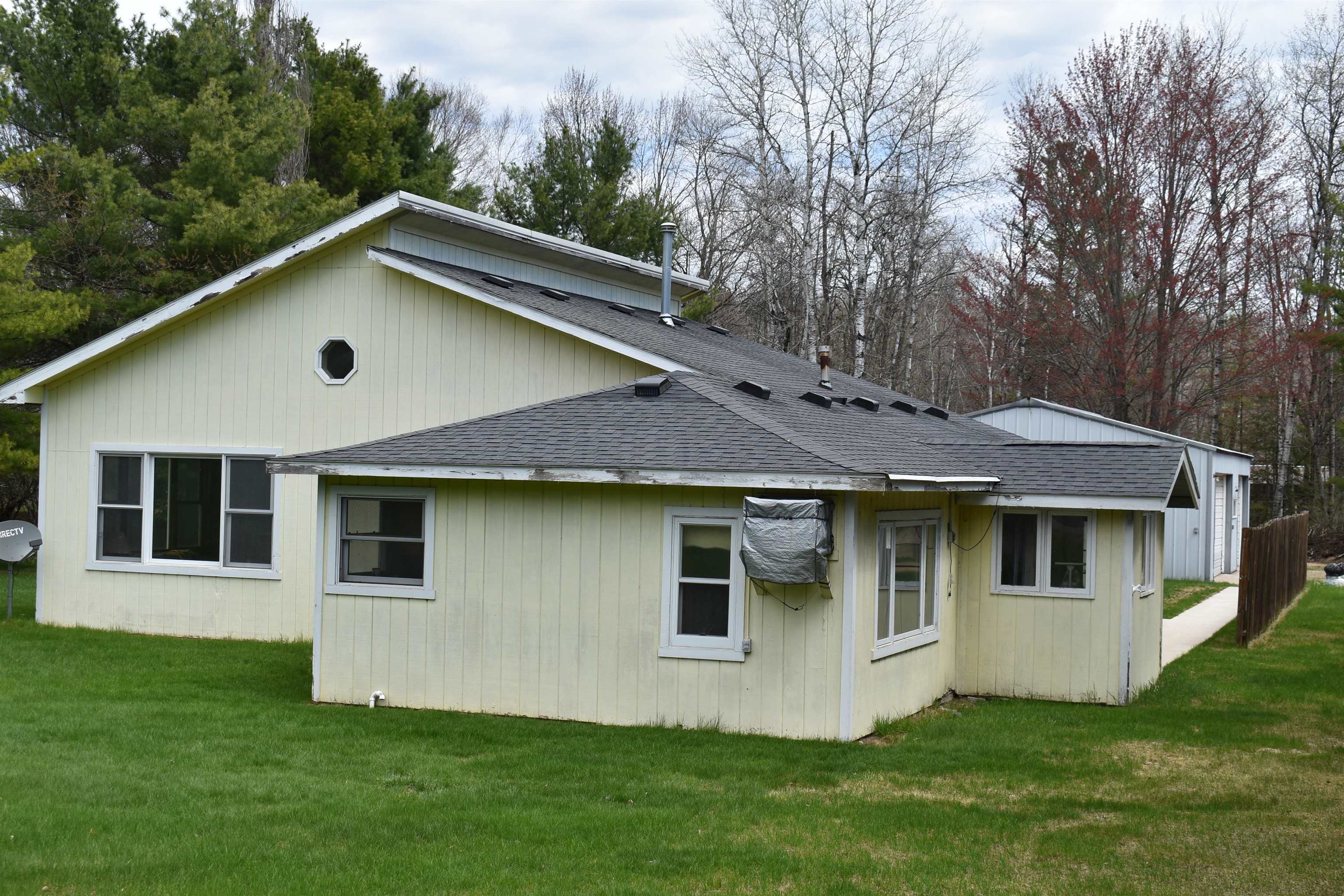 Property Photo: 15292 Brook Lane WI 54138-9743