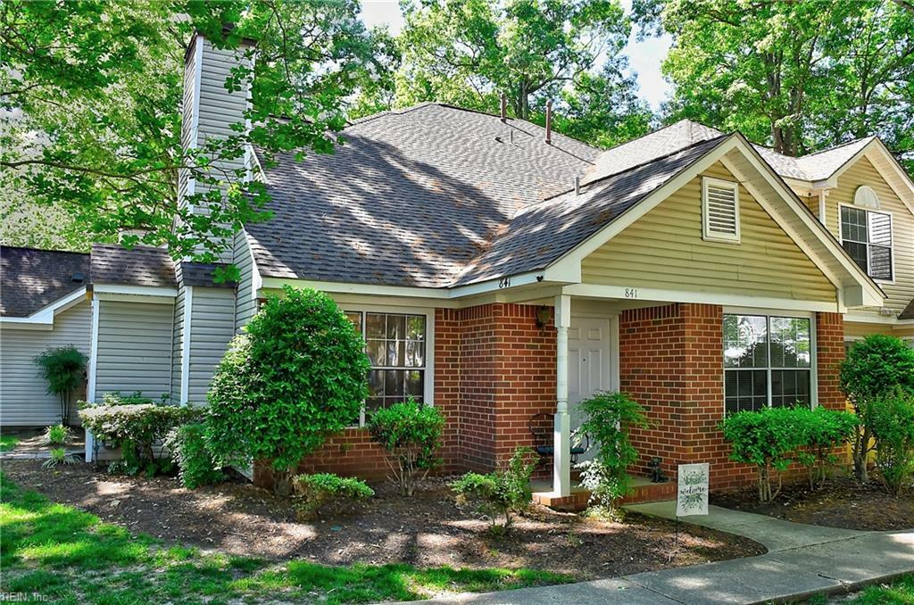 Property Photo: 841 Masters Trl VA 23602
