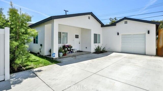 Property Photo: 13611 Glenhaven Drive CA 92843