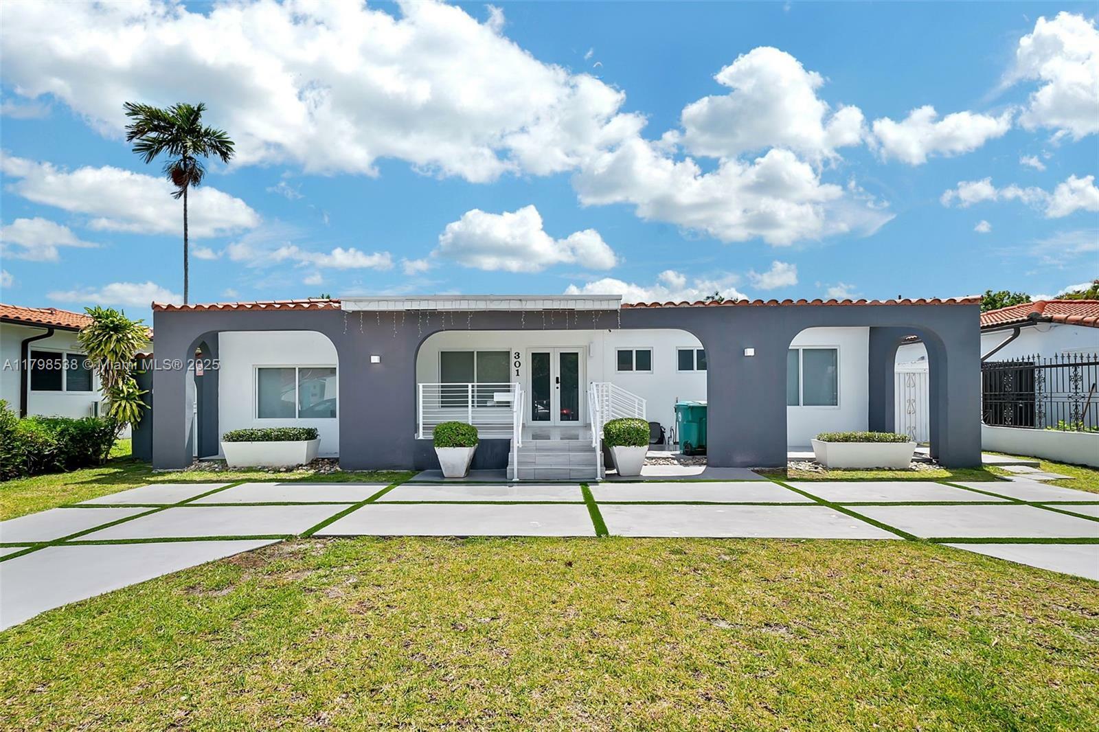 Property Photo: 301 SW 30th Ct FL 33135