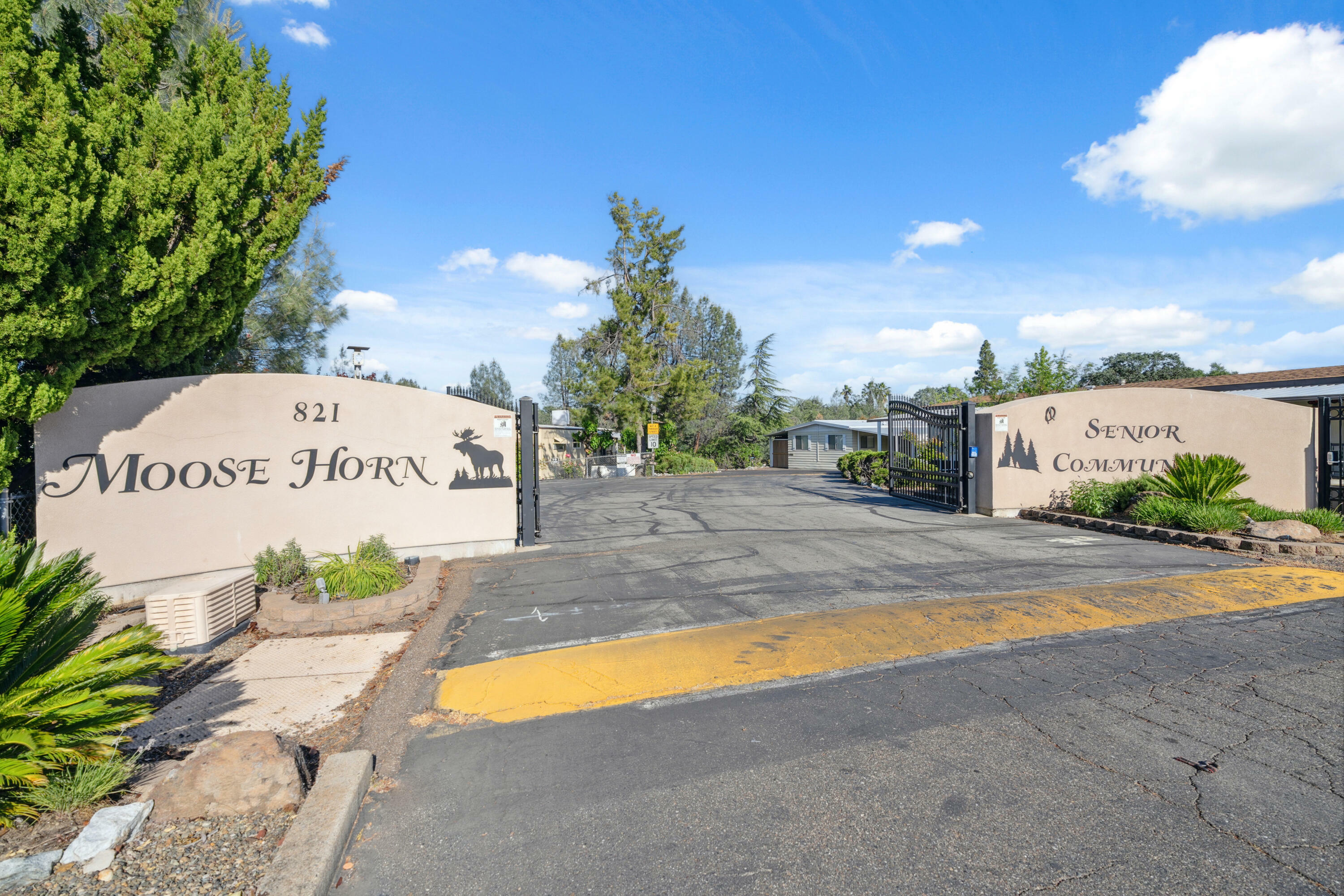 Property Photo: 821 Saint Marks Street CA 96003