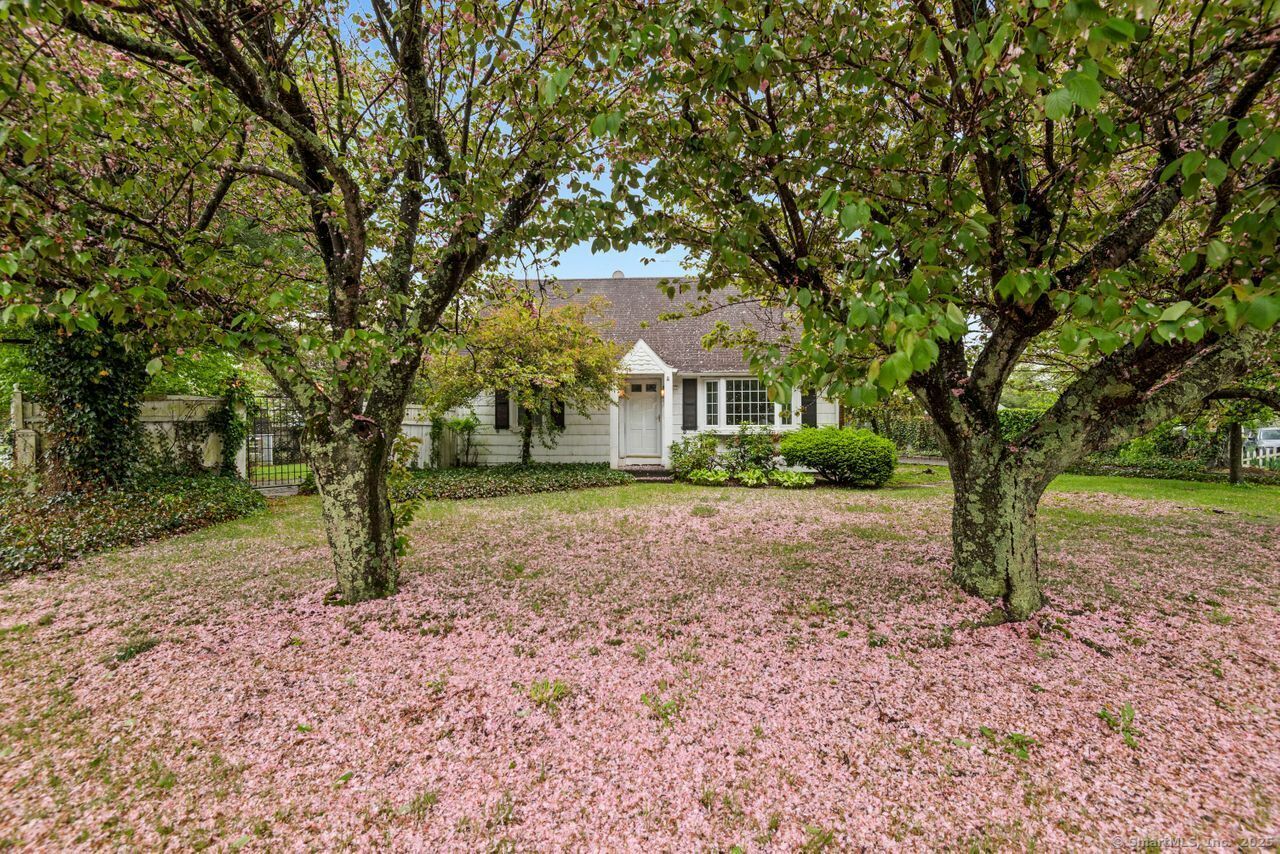 Property Photo: 2 Friendly Road CT 06851