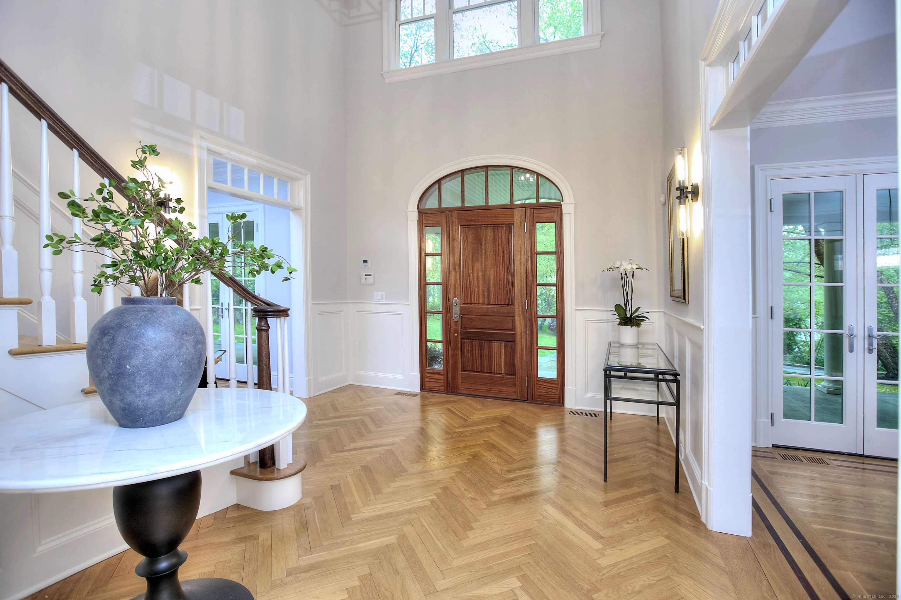 Property Photo:  6 Florian Court  CT 06880 