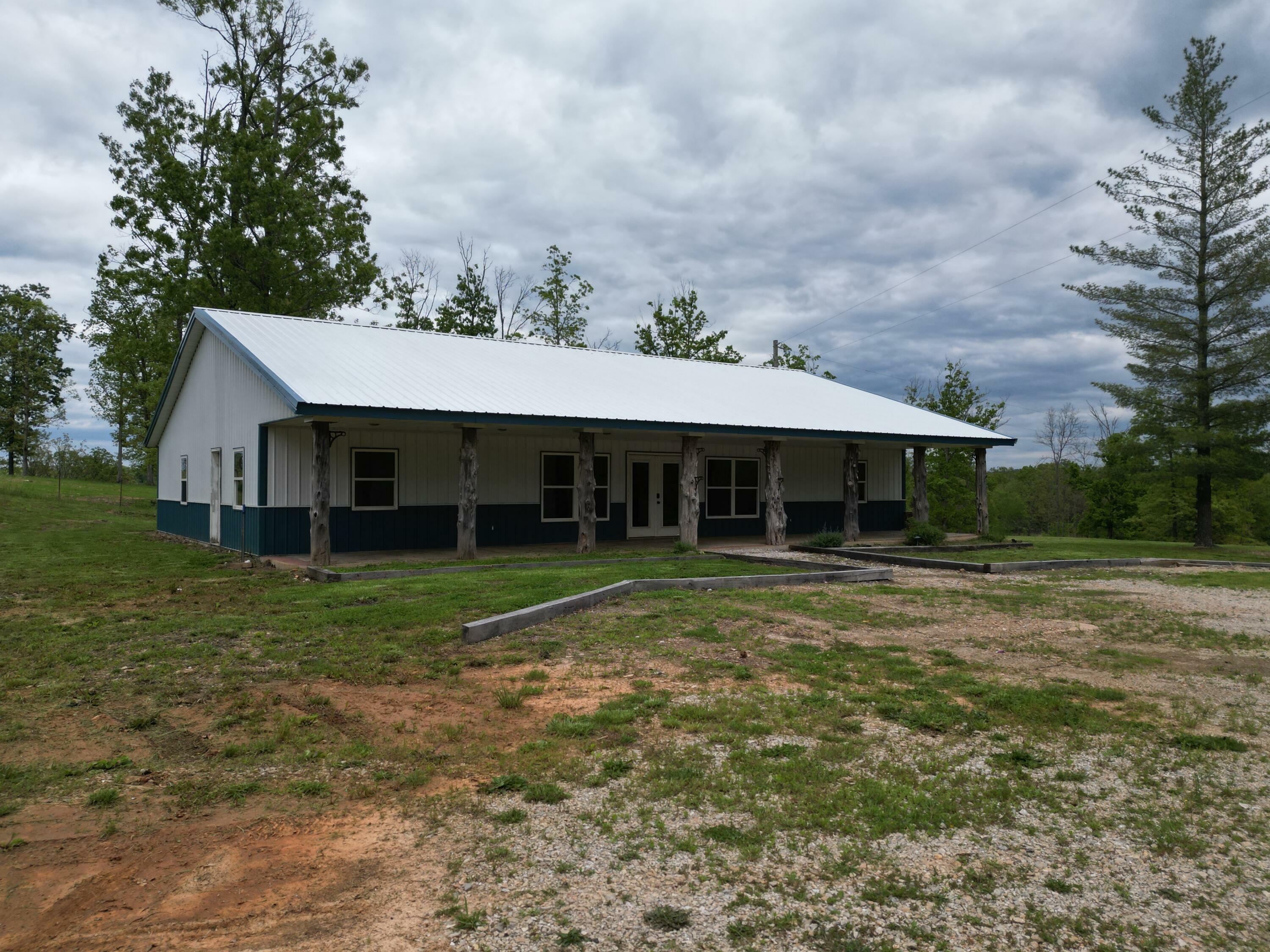 Property Photo: 8065 Gourley Road MO 65711
