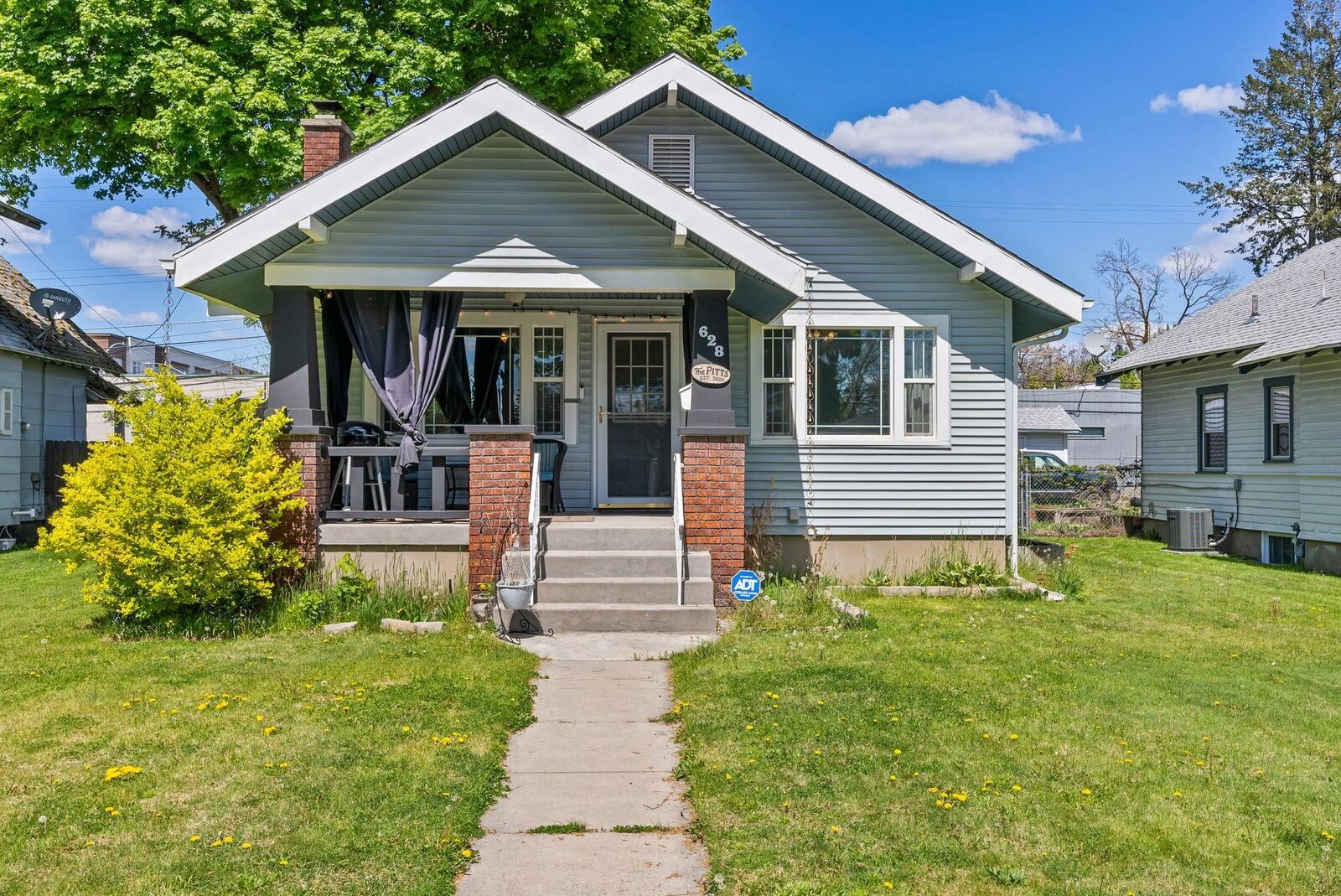 Property Photo: 628 W Providence Ave WA 99205
