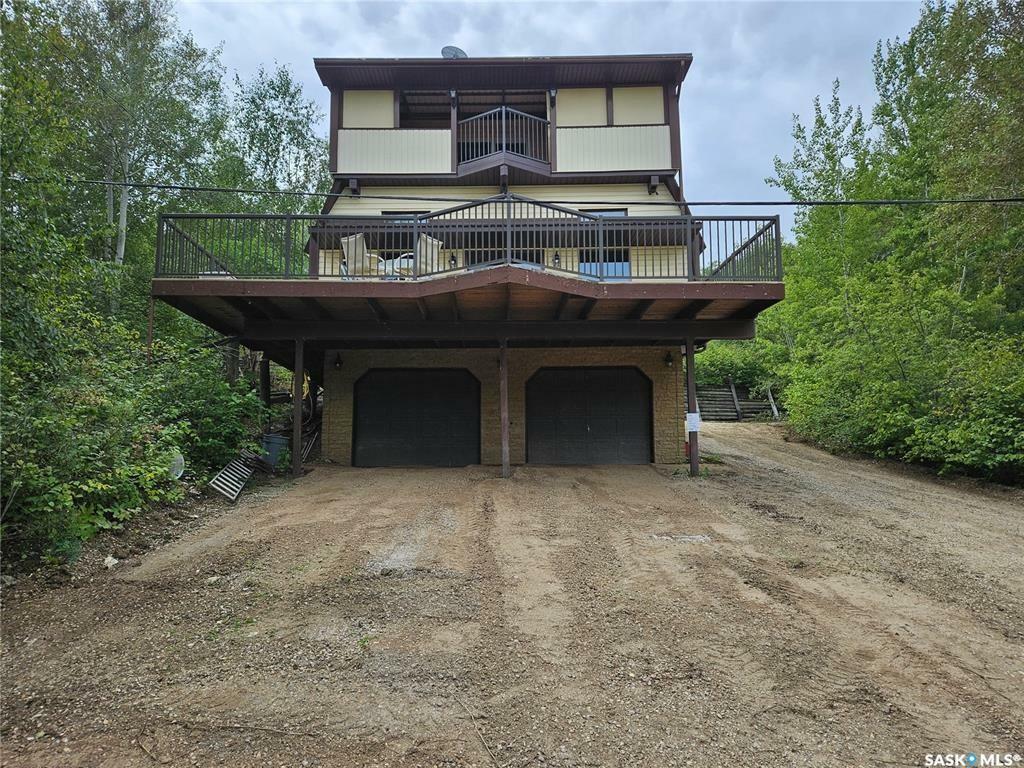 Property Photo: 369 Wayweychapow Drive SK S0C 0R0