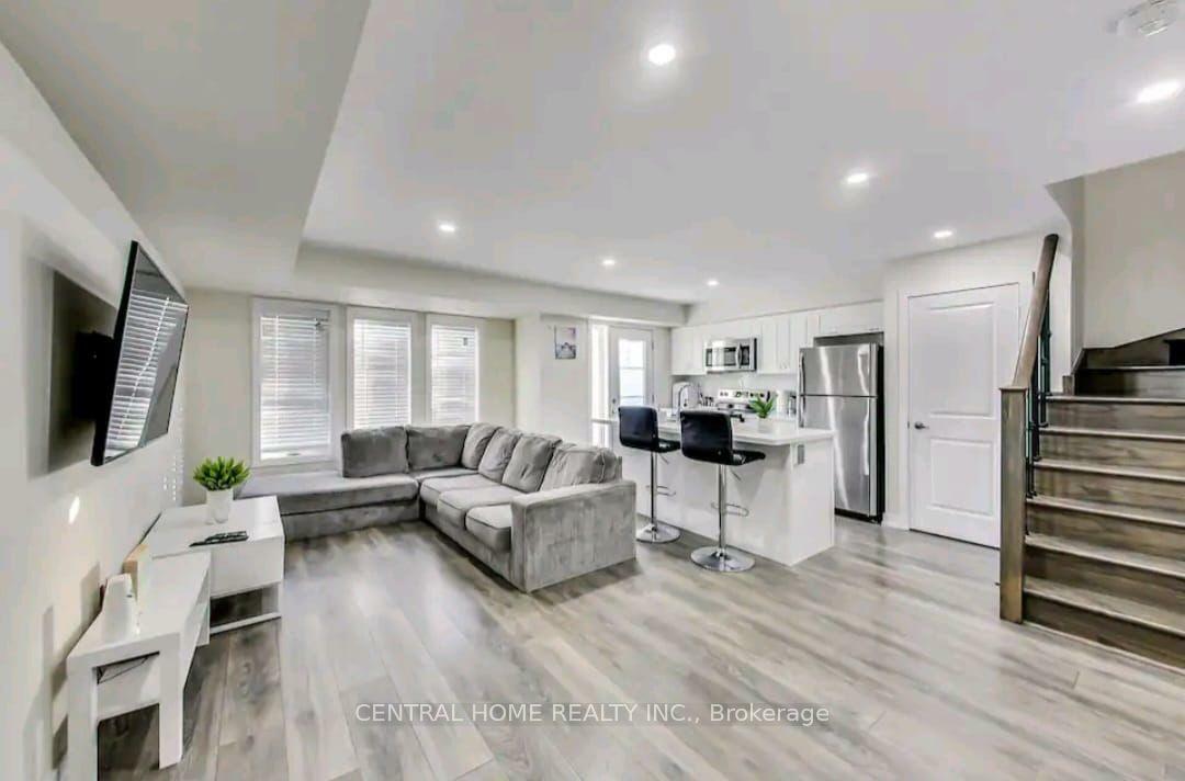 Photo de la propriété: 2355 Sheppard Avenue W 241 ON M9M 0B5
