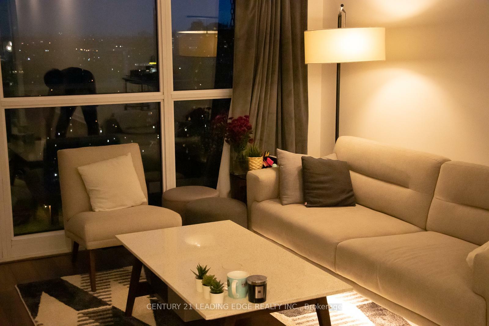 Property Photo: 210 Simcoe Street 1605 ON M5T 0A9
