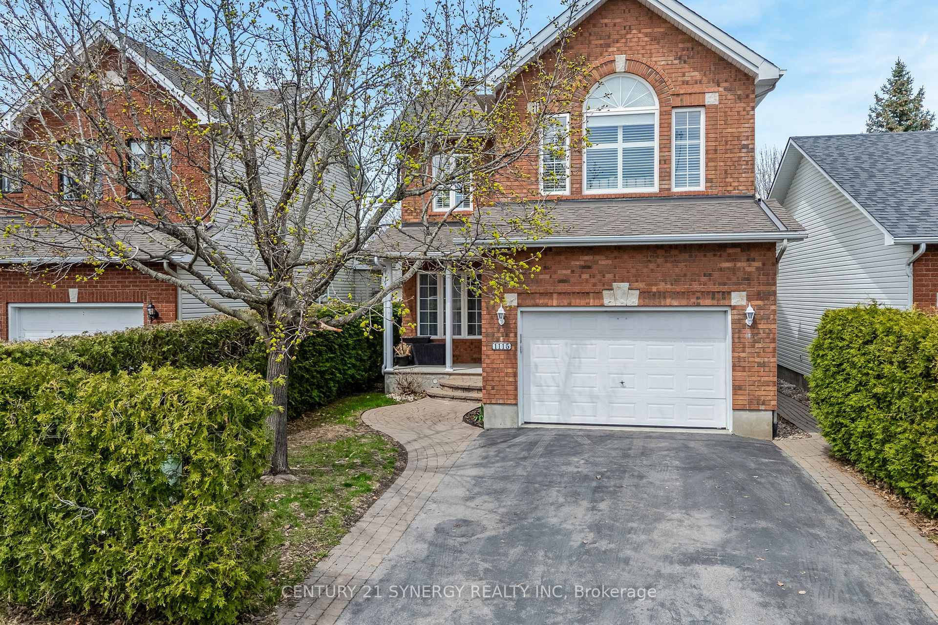 1115 Ambercrest Street  Cyrville - Carson Grove - Pineview ON K1J 1G3 photo