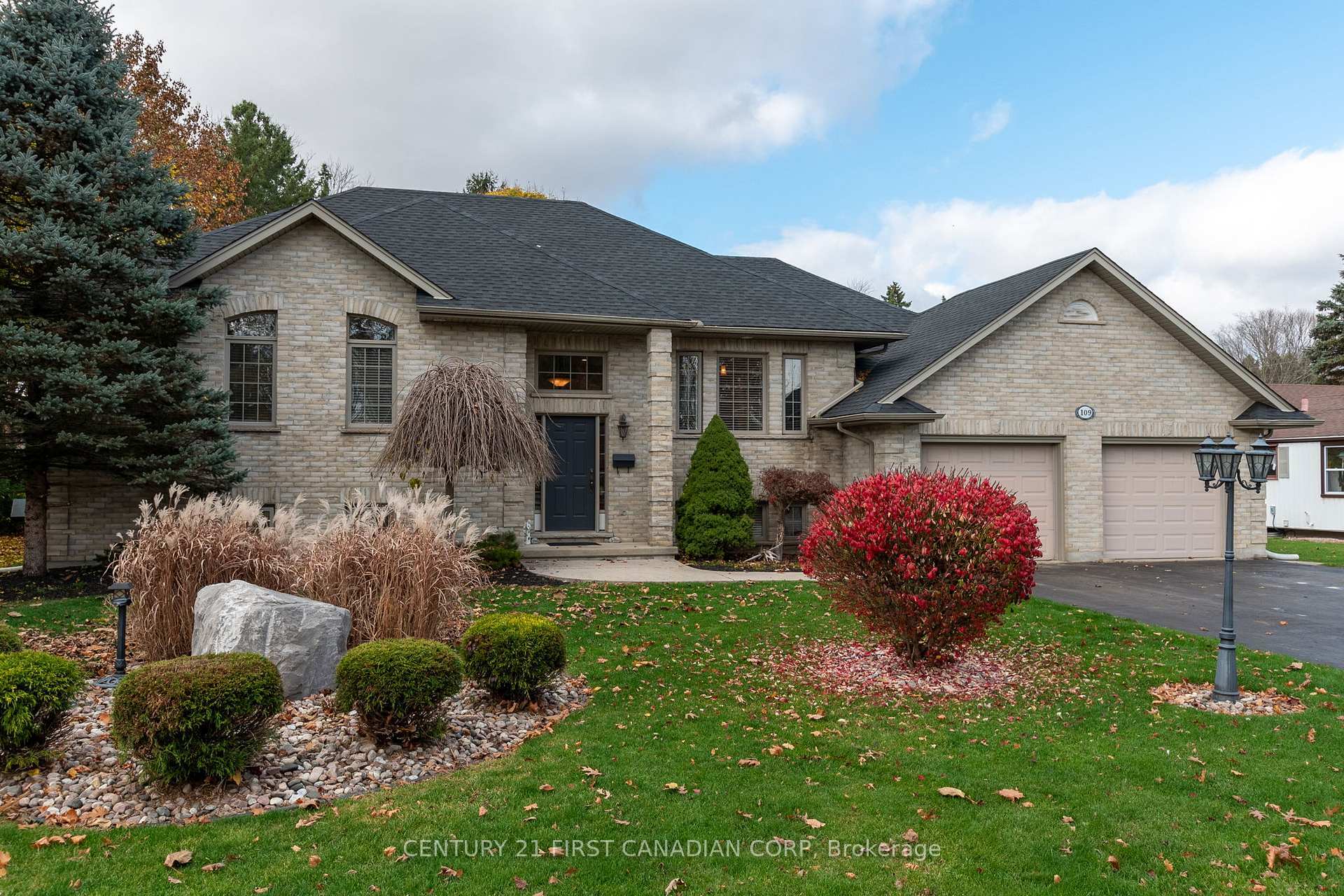 Property Photo: 109 Princess Avenue ON N0L 1R0