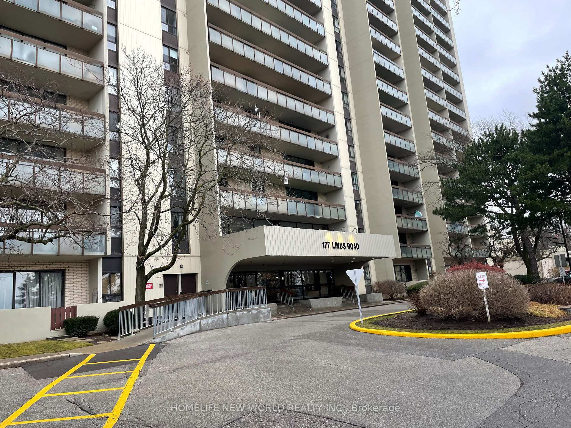 Property Photo: 177 Linus Road 1514 ON M2J 4S5