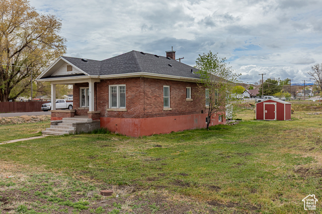Property Photo: 98 S Center St UT 84652