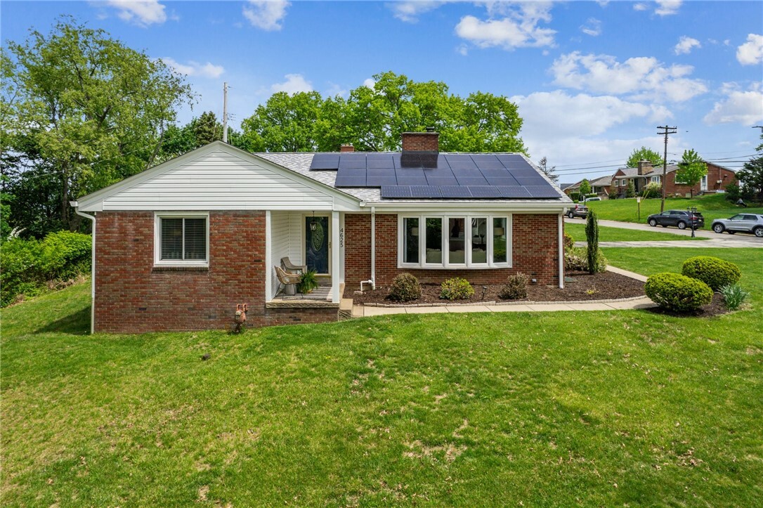 4625 Doverdell Dr  Whitehall PA 15236 photo