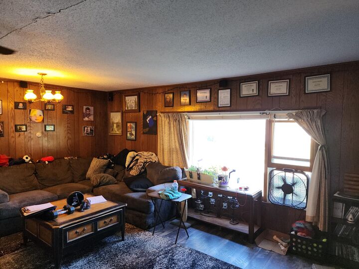 Property Photo: 622 W Lincoln Avenue MI 49721