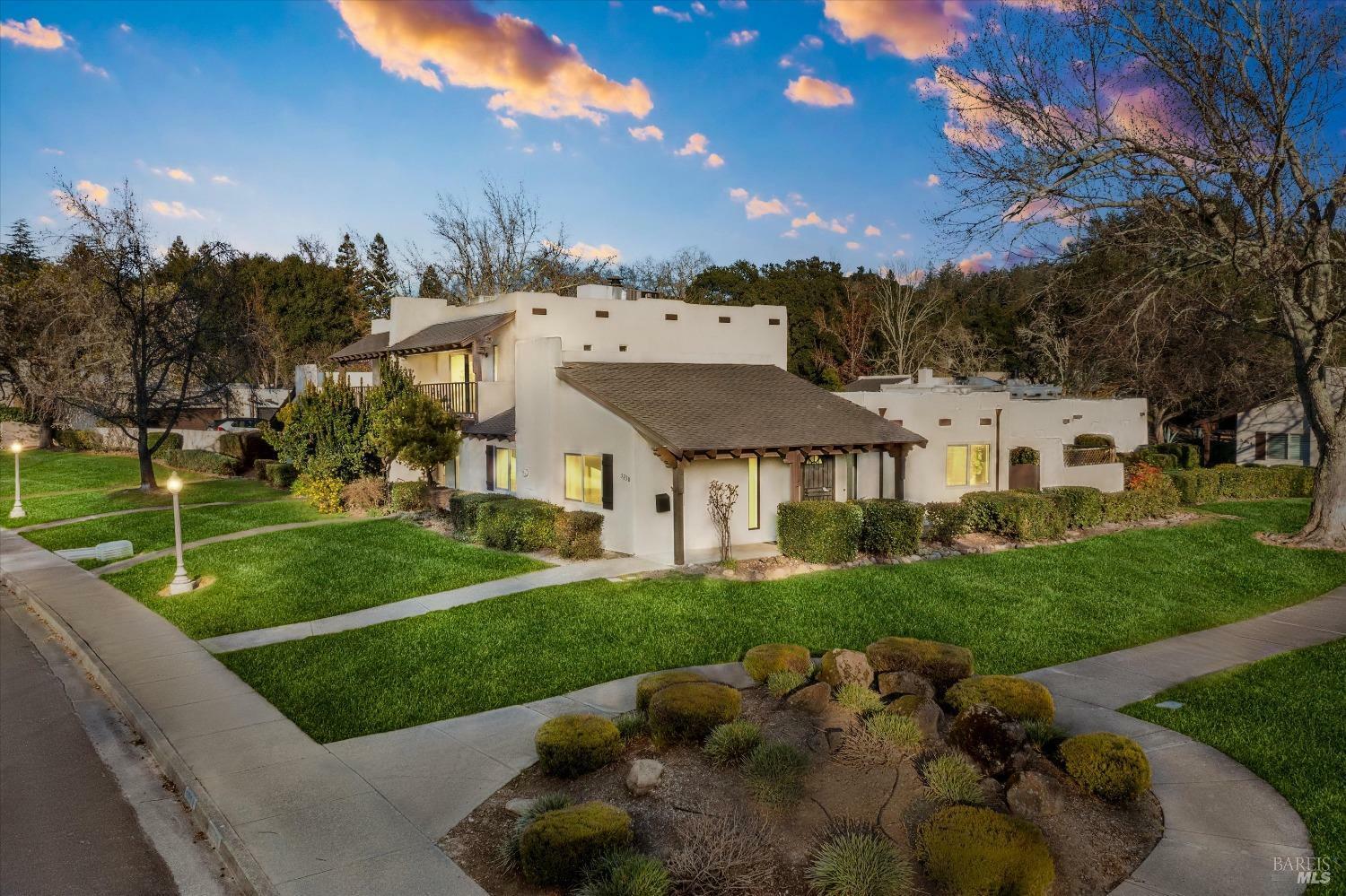 Property Photo: 5258 El Mercado Parkway CA 95403
