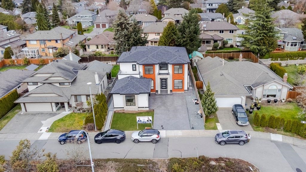 Photo de la propriété: 14963 20 Avenue BC V4A 8E9
