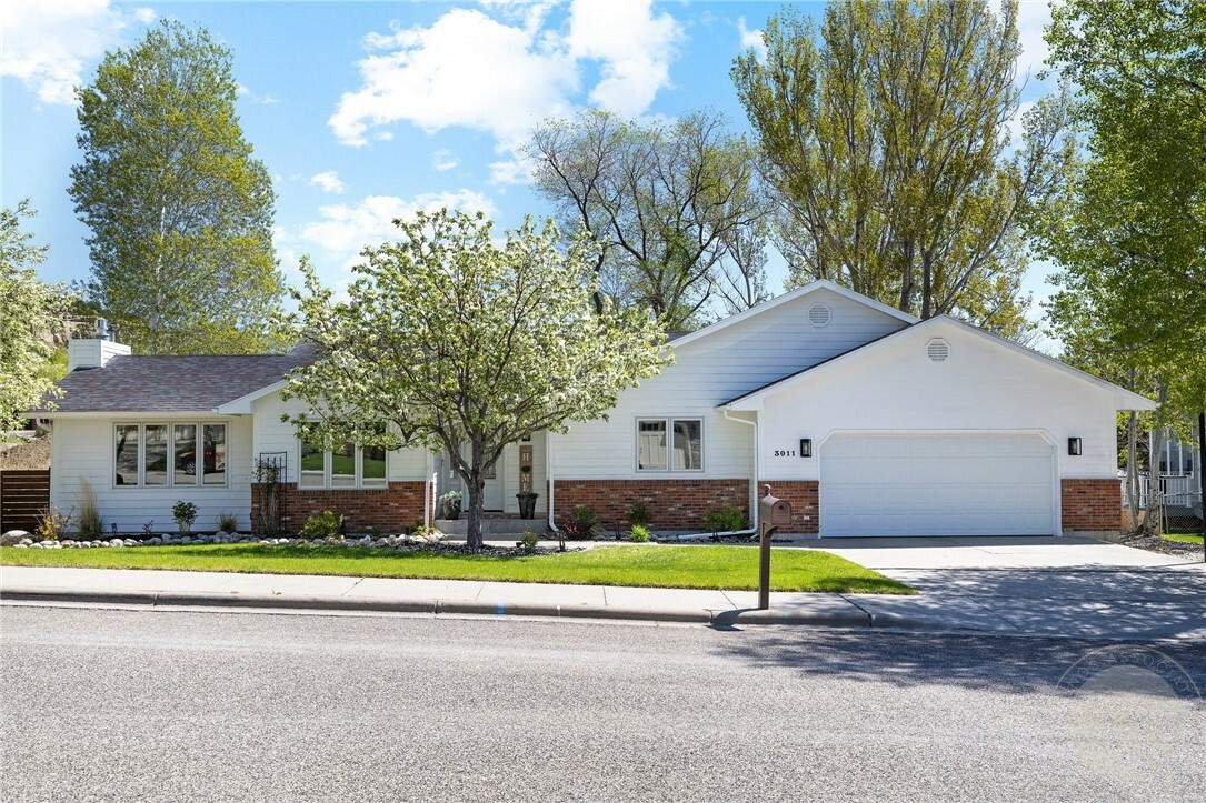 Property Photo: 3011 Reimers Park Dr MT 59102