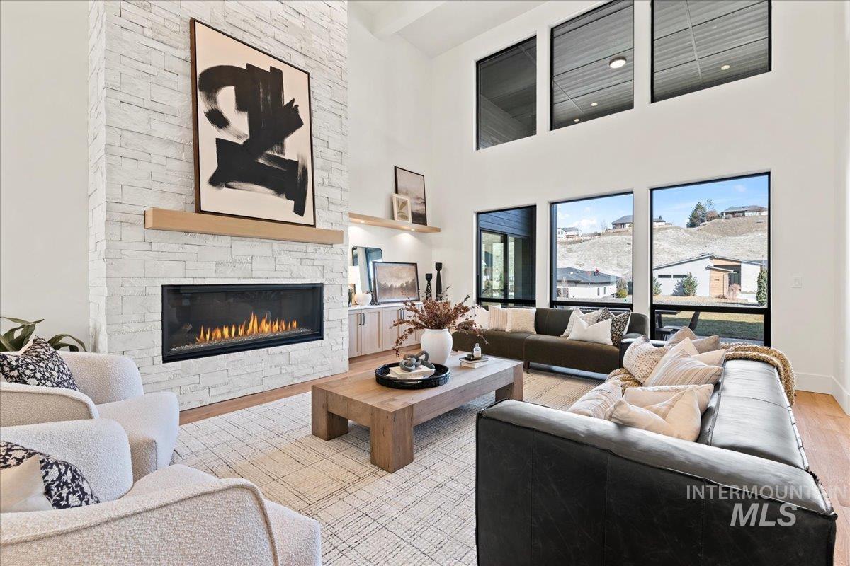 Property Photo: 4502 N Accipiter Way ID 83703
