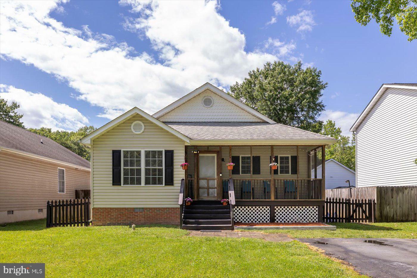 Property Photo:  309 6th Street  VA 22443 