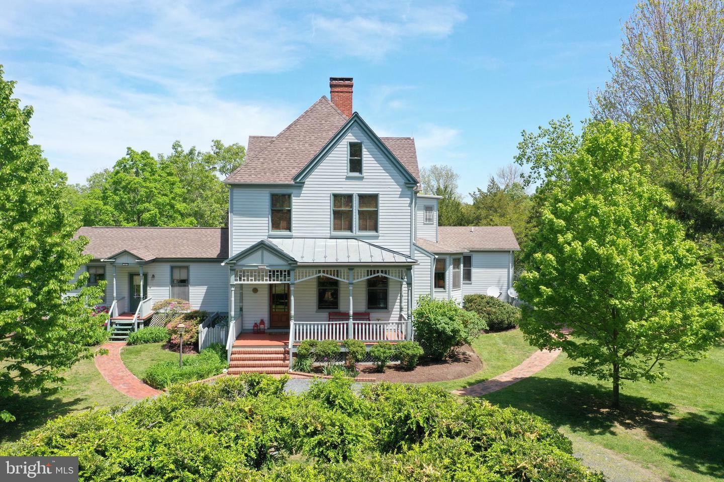 Property Photo: 26090 Royal Oak Road MD 21601