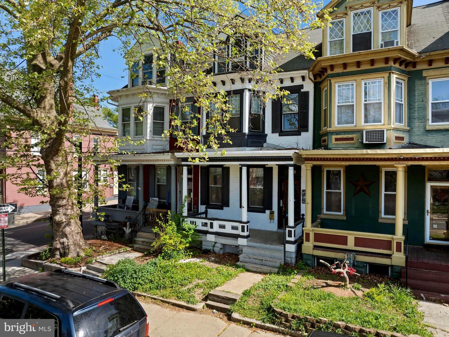 Property Photo: 102 E North Avenue MD 21740
