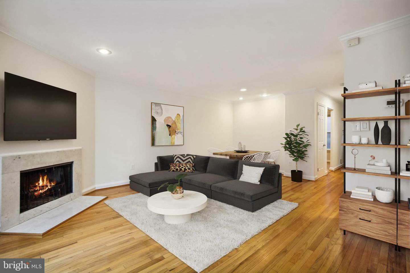 Property Photo: 1802 21st Street N VA 22209