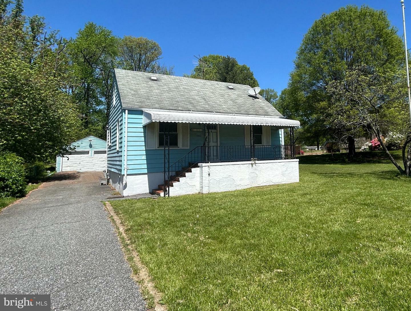 1806 Middleborough  Essex MD 21221 photo