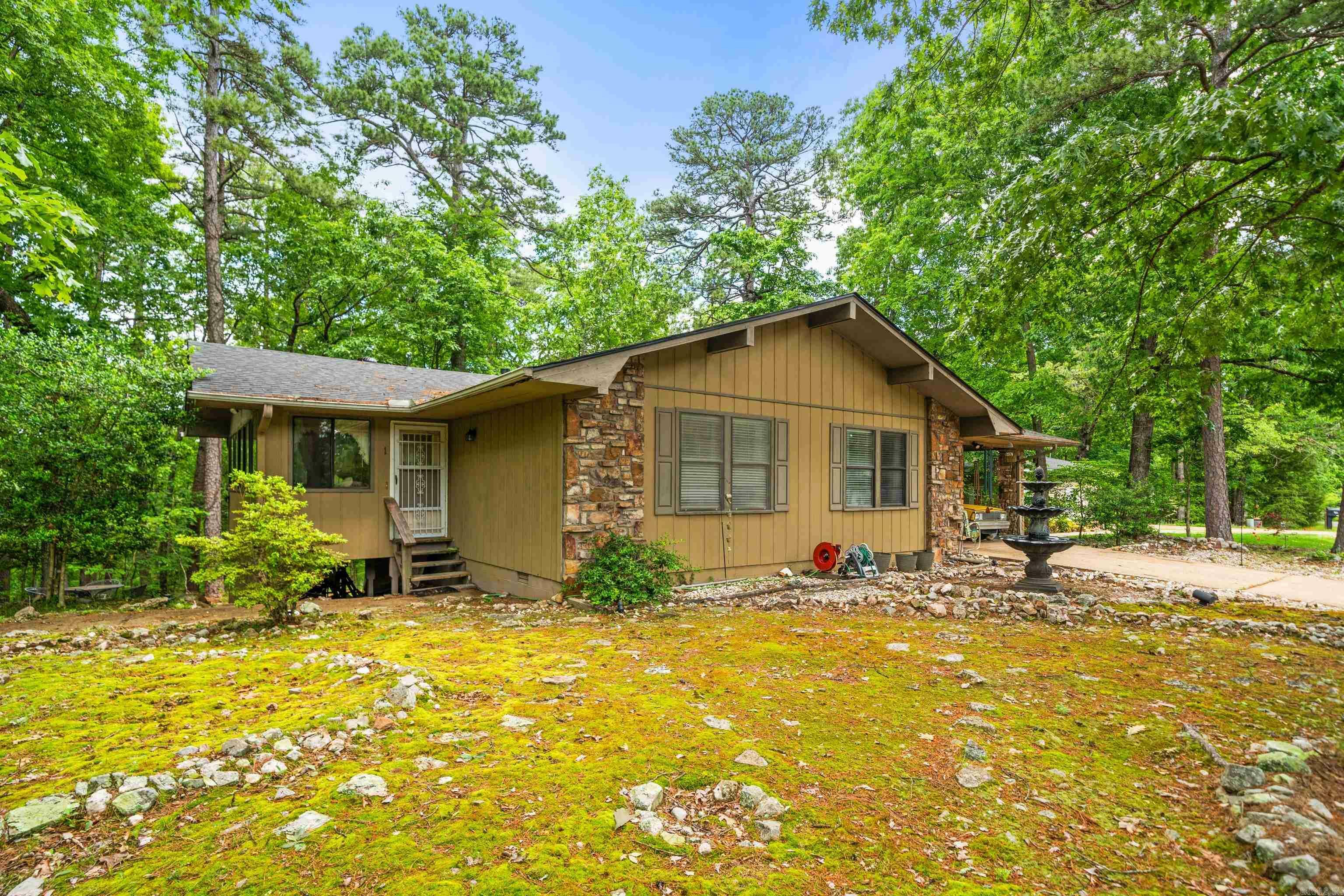 Property Photo: 1 Vilafranca Lane AR 71909