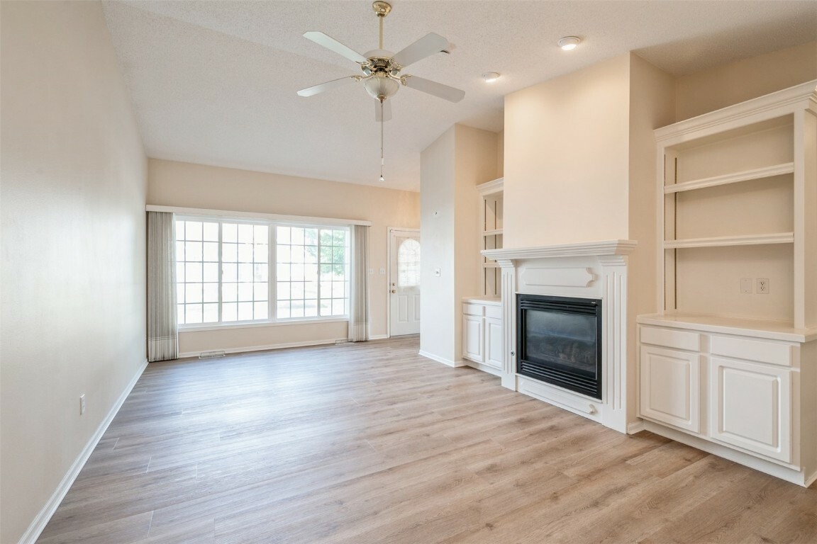 Property Photo: 1237 74th Street NE IA 52402