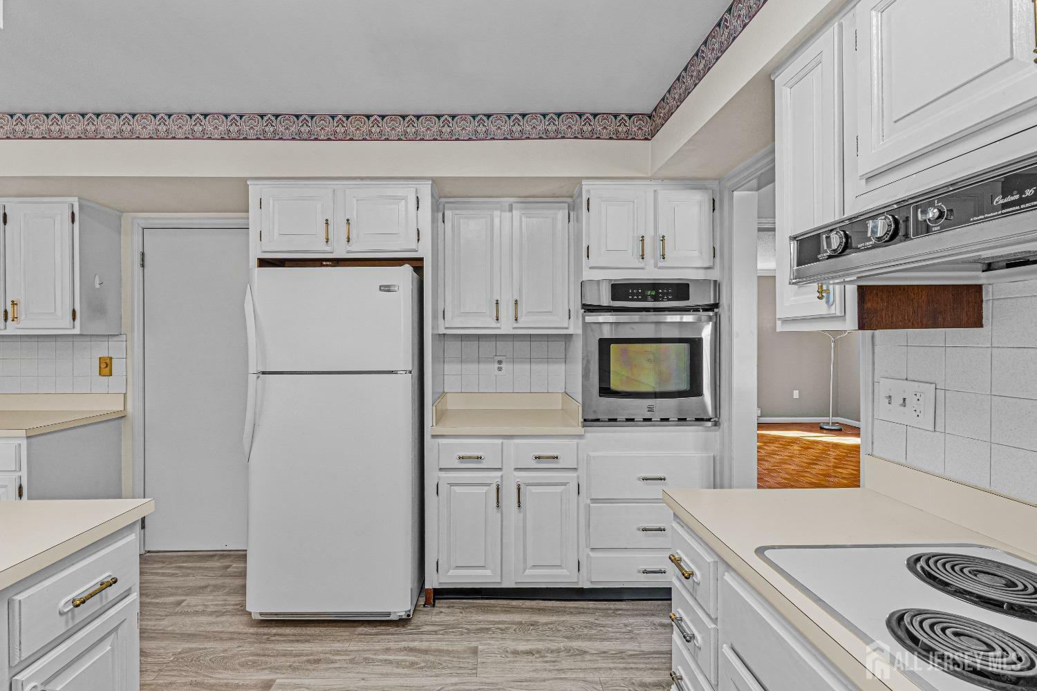 Property Photo:  553-N Tilton Way  NJ 08831 