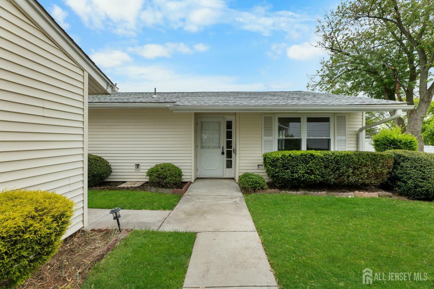 Property Photo: 88-C Dogwood Plaza NJ 08831