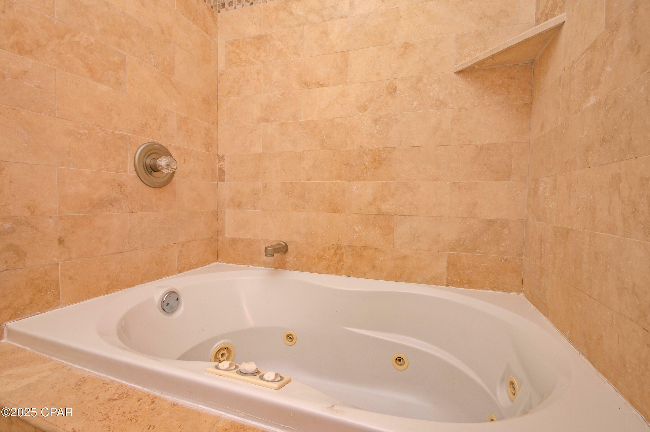 Property Photo: 160 White Cap Way FL 32407