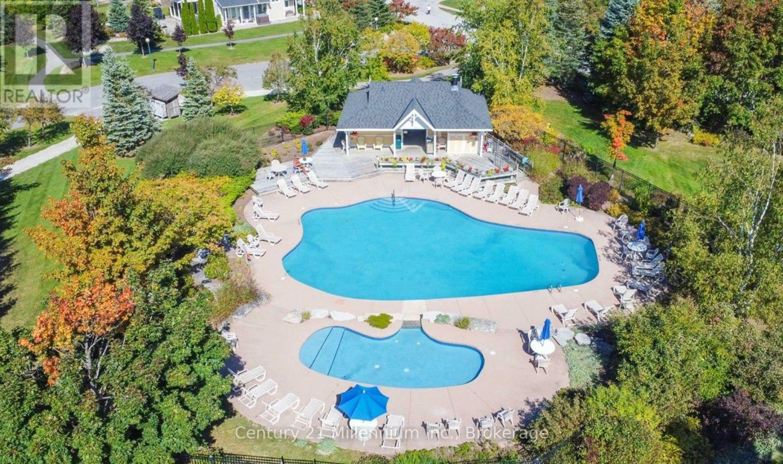 Property Photo: 171 Snowbridge Way 26 ON L9Y 0V1
