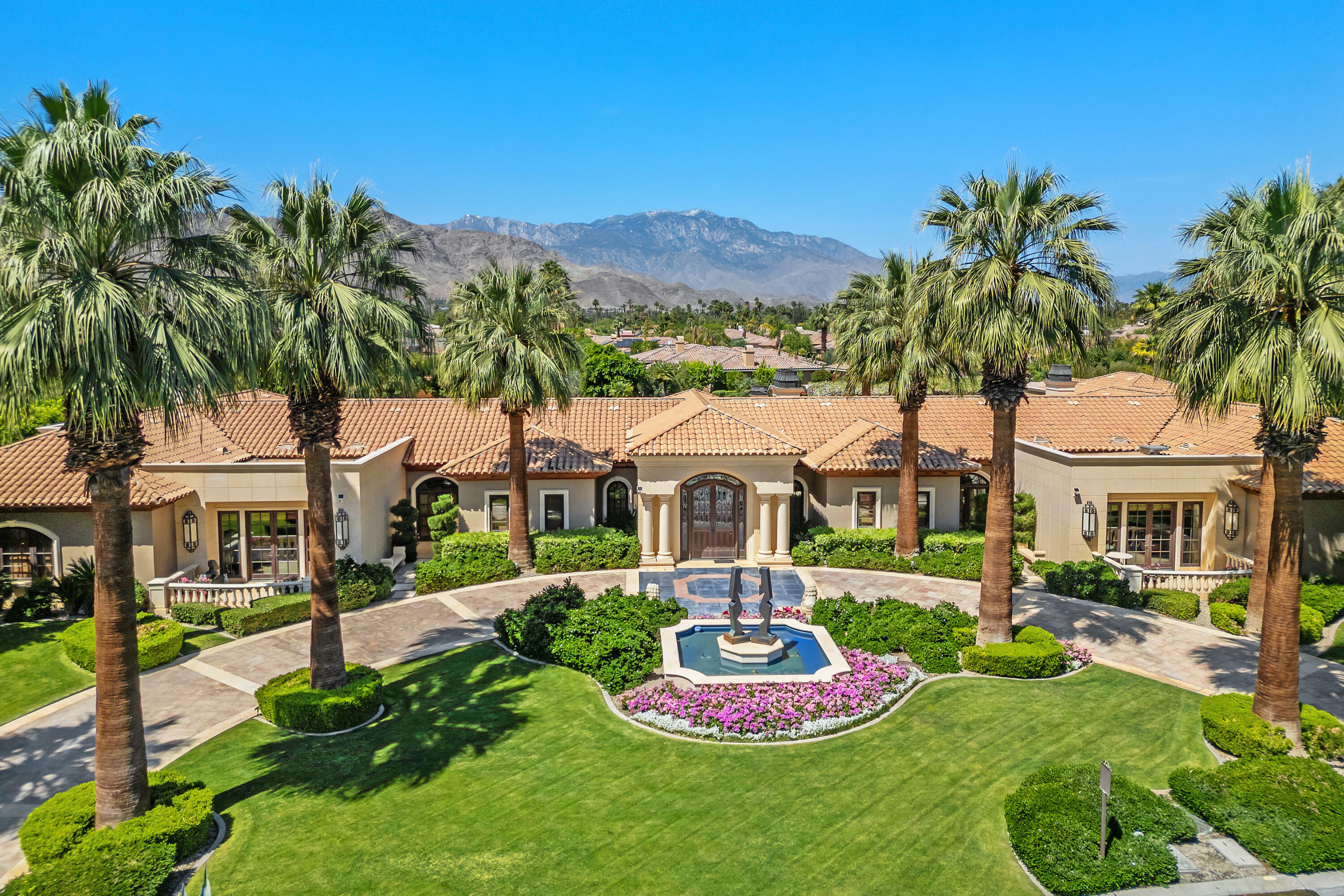 Property Photo: 40535 Morningstar Road CA 92270