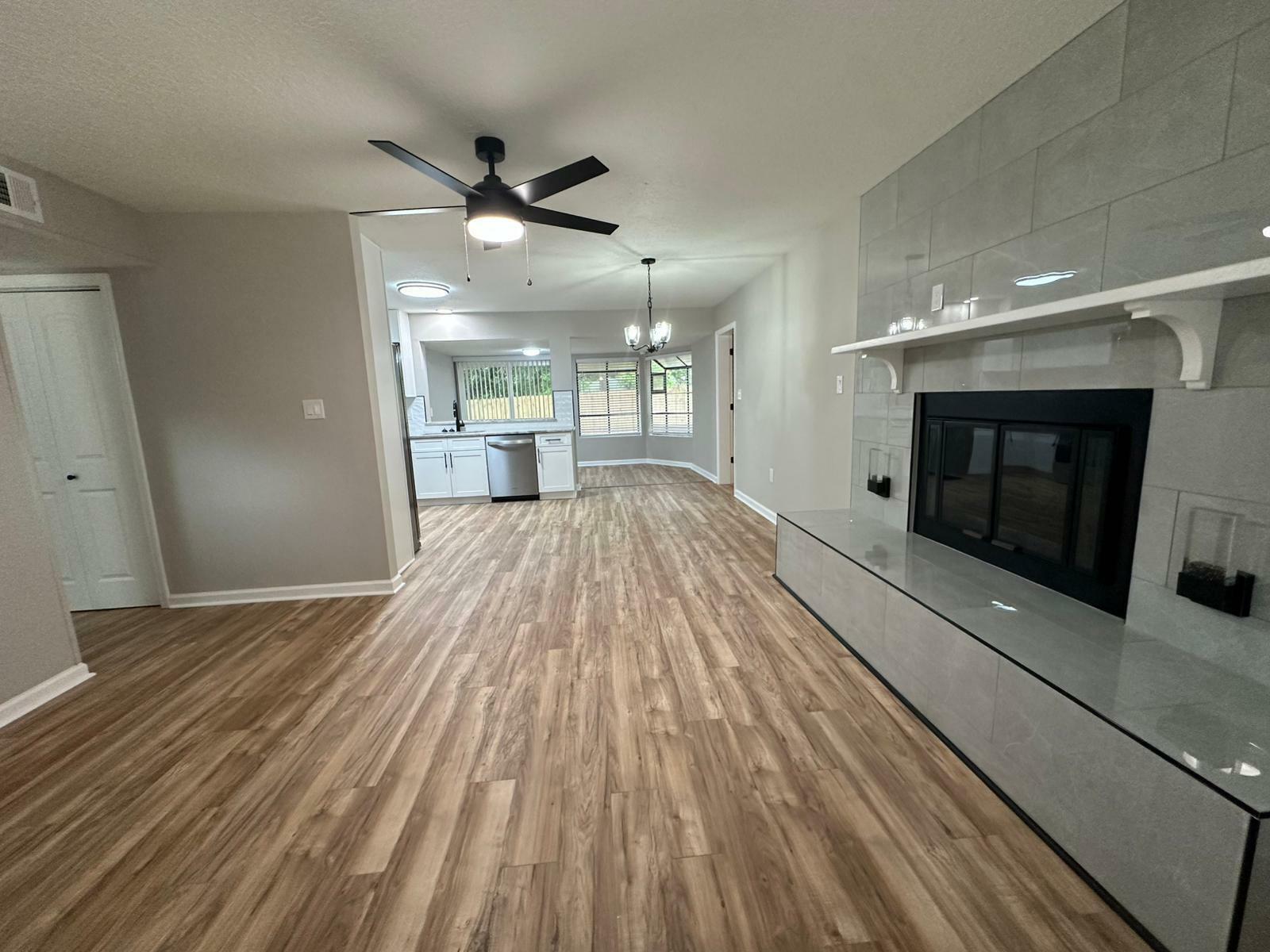 Property Photo: 7653 E Bay Boulevard FL 32566