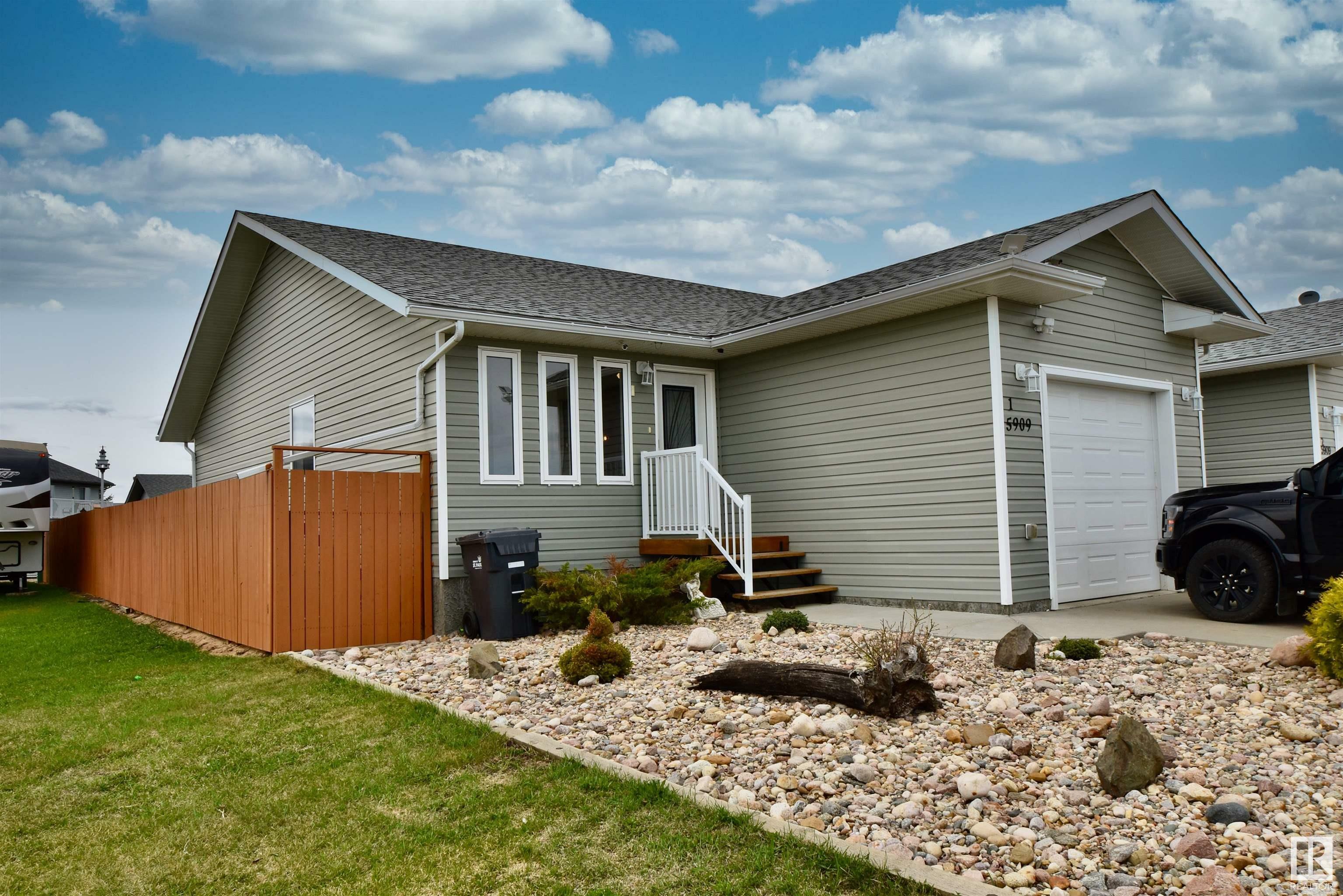 Property Photo: 5909 48 Avenue 1 AB T0A 3A1
