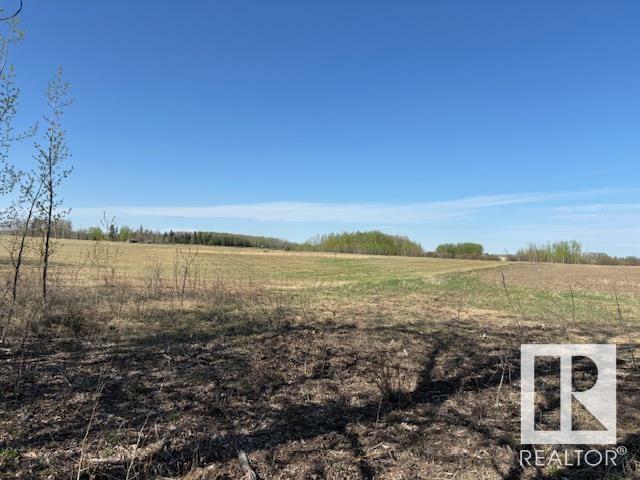 Property Photo:  Hwy 39 & RR 230  AB  