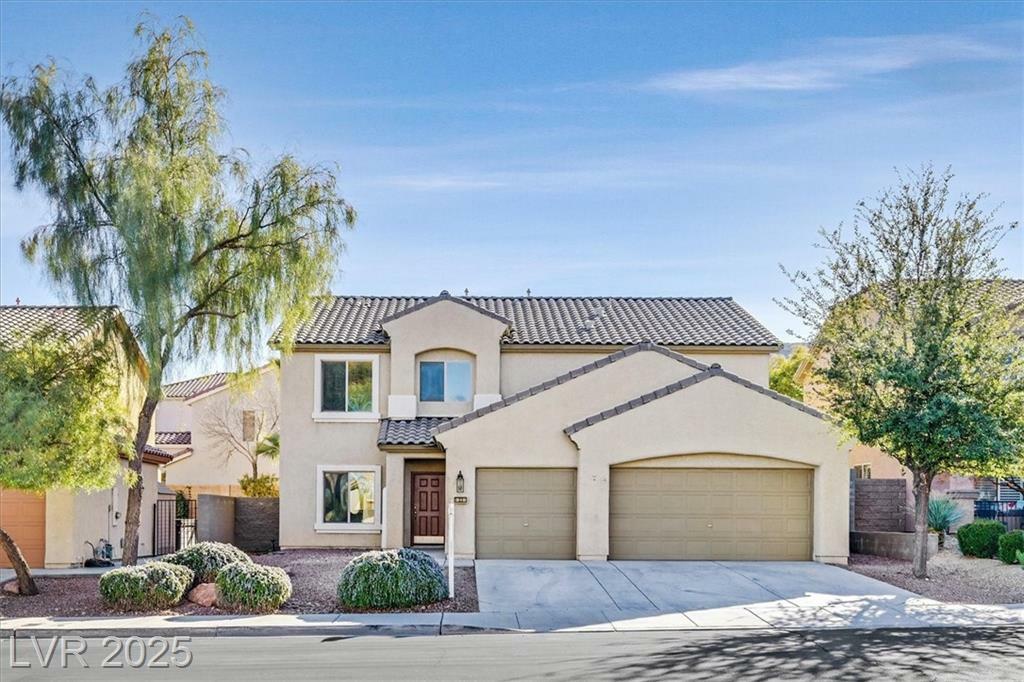 Property Photo: 33 Gentilly Lace Avenue NV 89002