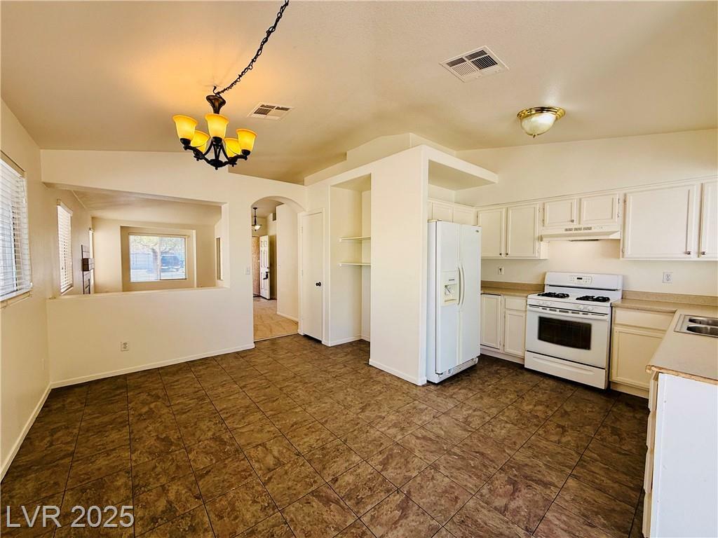 Property Photo: 9016 Dolente Avenue NV 89129