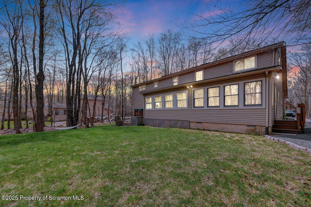 Property Photo: 37 S Lehigh River Drive PA 18424