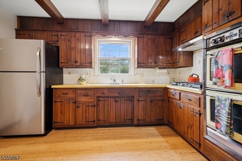 Property Photo: 7 Fairhaven Dr NJ 07950
