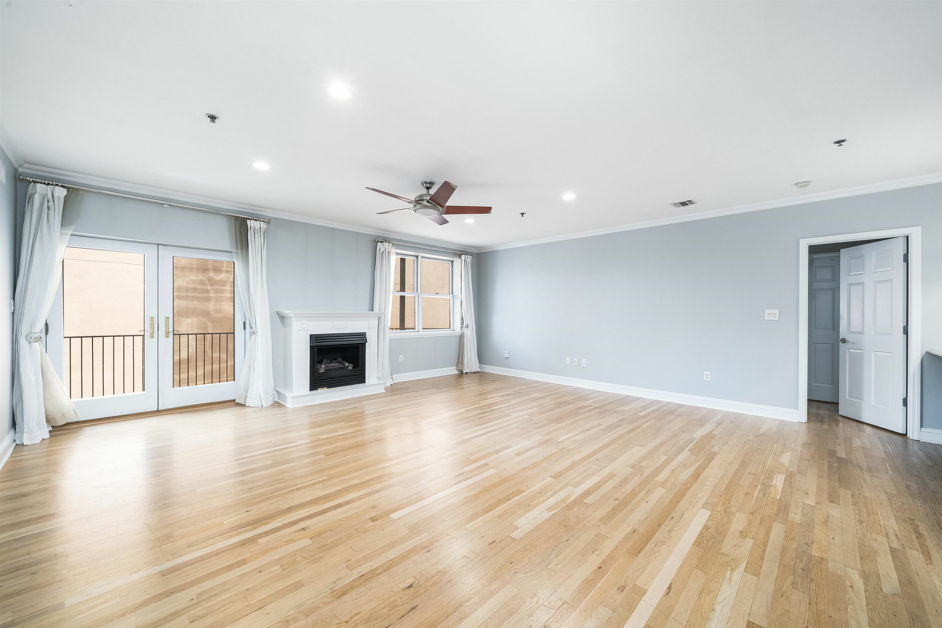 Property Photo: 452 2nd St 6 NJ 07030