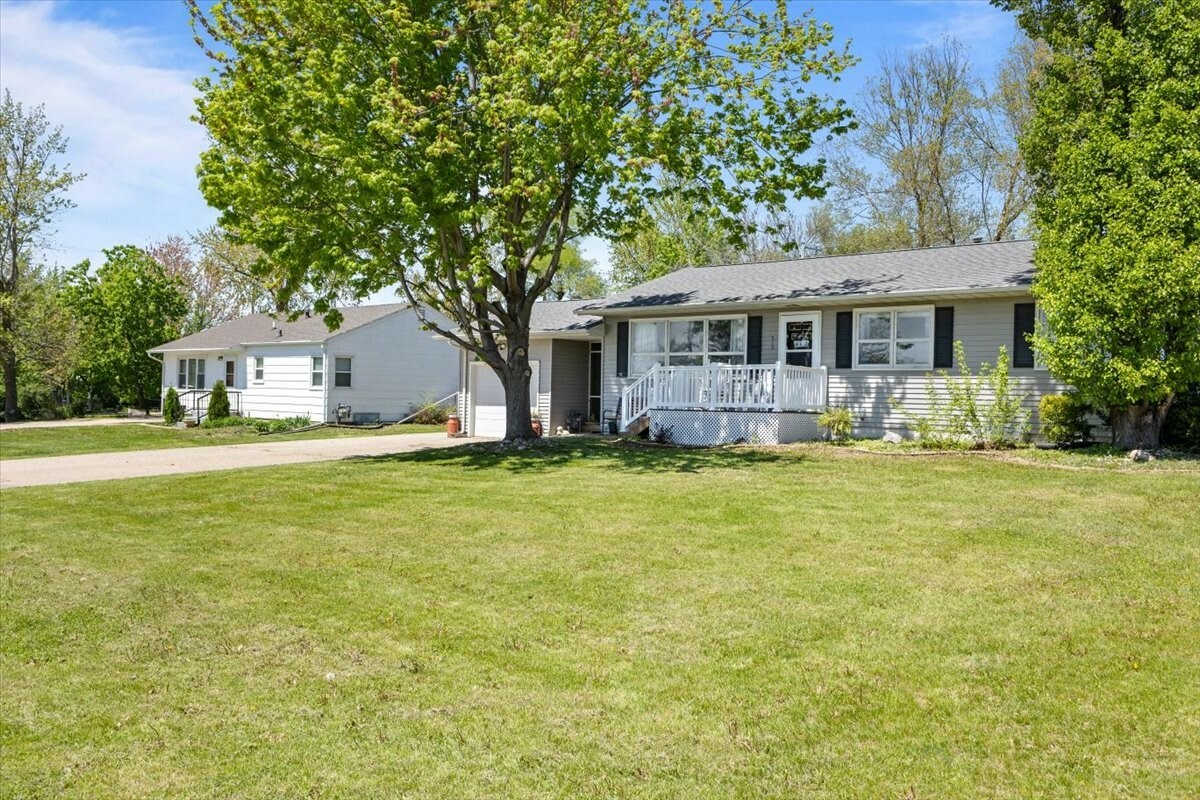 Property Photo: 515 Kingman Boulevard IA 50156