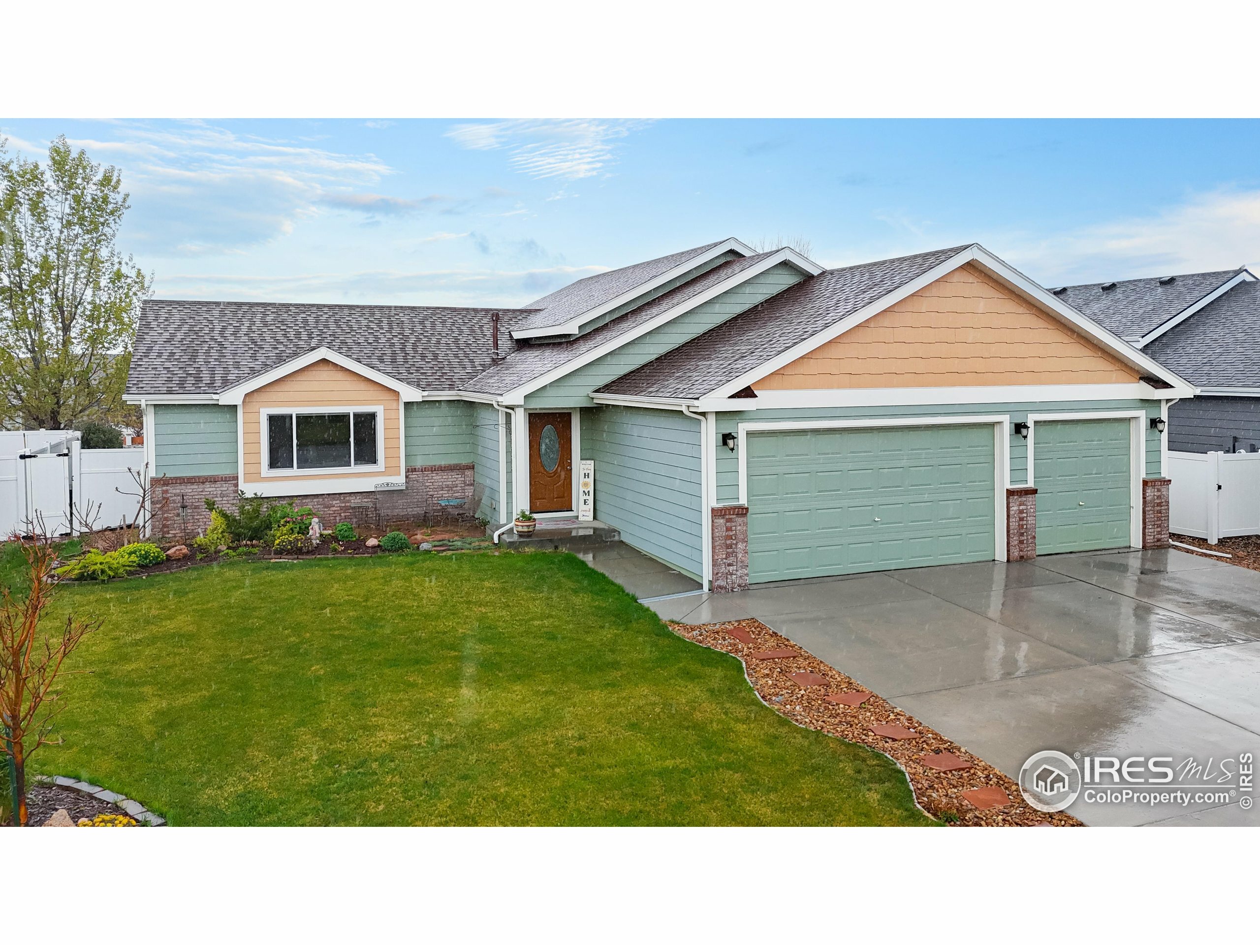 Property Photo: 3705 Mount Spalding St CO 80549