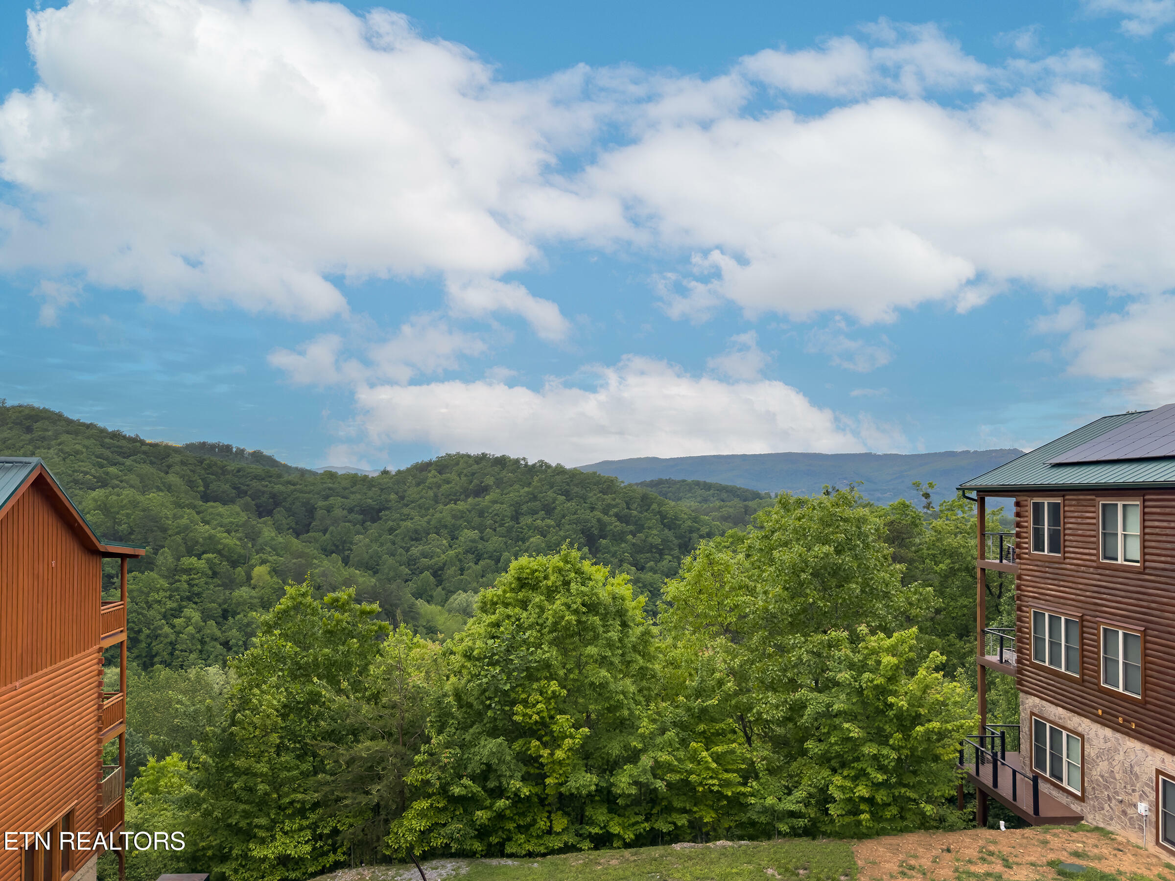 Property Photo: 2316 Boulder Way TN 37862